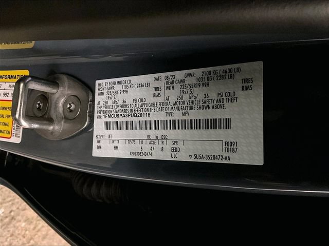 Certified 2023 Ford Escape ST-Line Elite AWD/4WD image 32