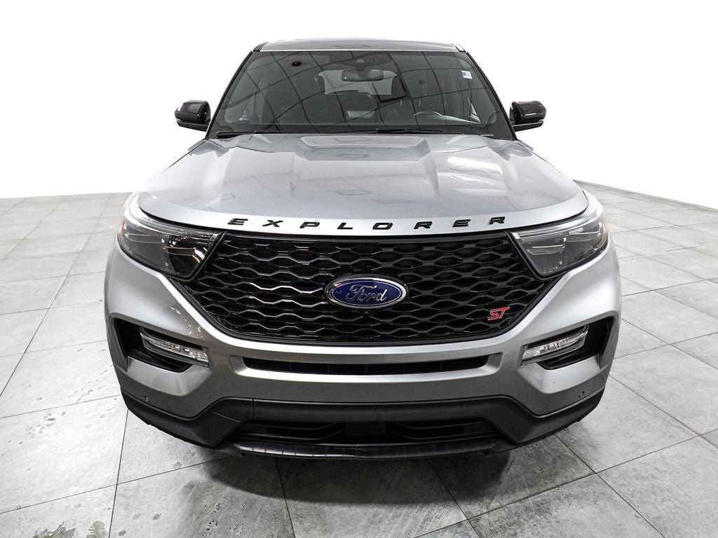 Certified 2022 Ford Explorer ST w/ Equipment Group 401A AWD/4WD image 2