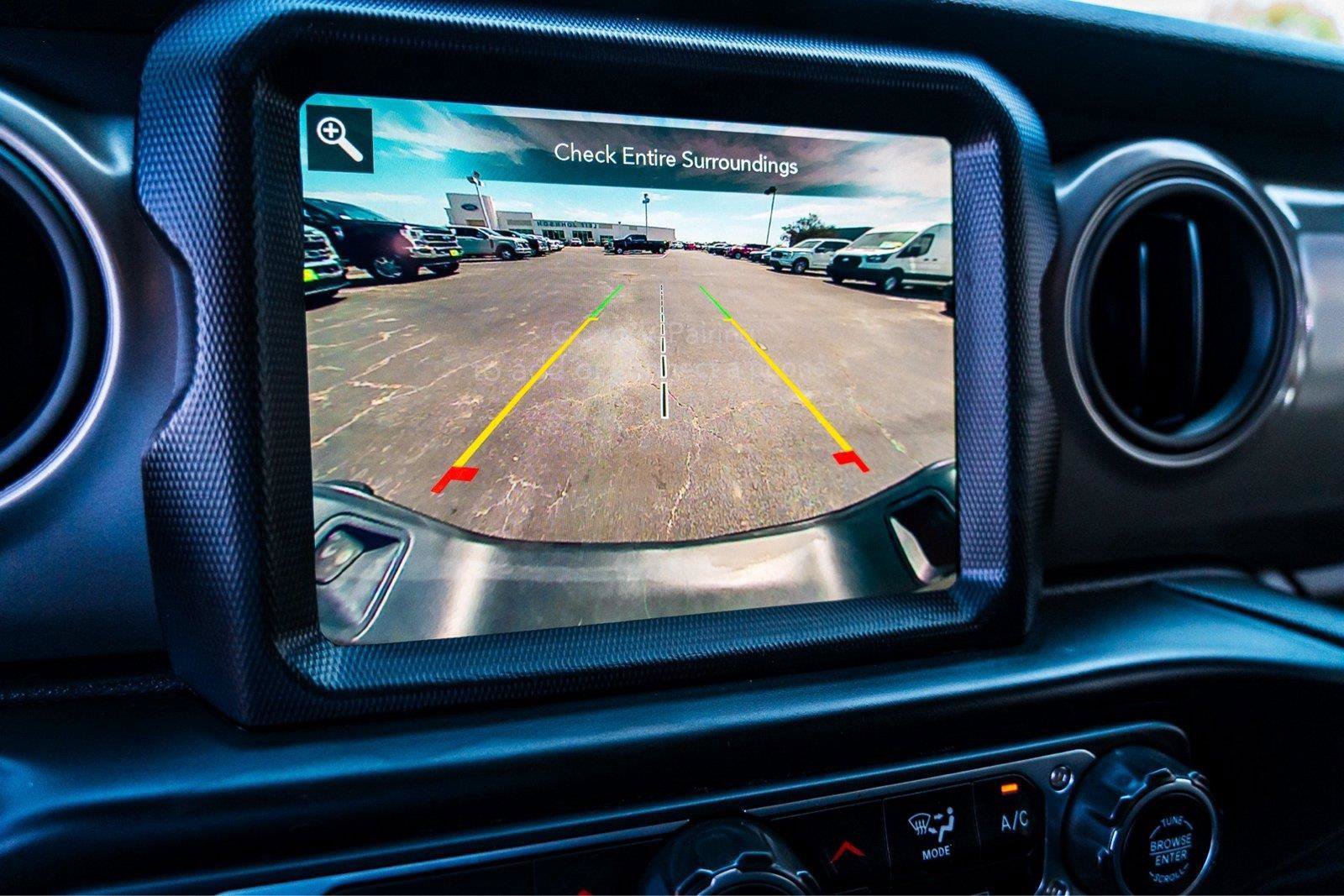 Used 2021 Jeep Gladiator Sport AWD/4WD image 19