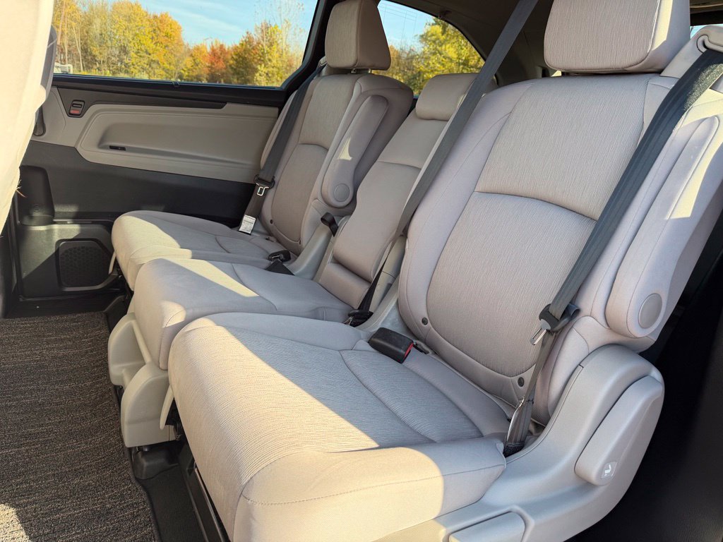 Used 2022 Honda Odyssey EX image 23