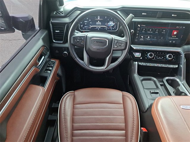 Used 2024 GMC Sierra 2500 Denali Ultimate image 18