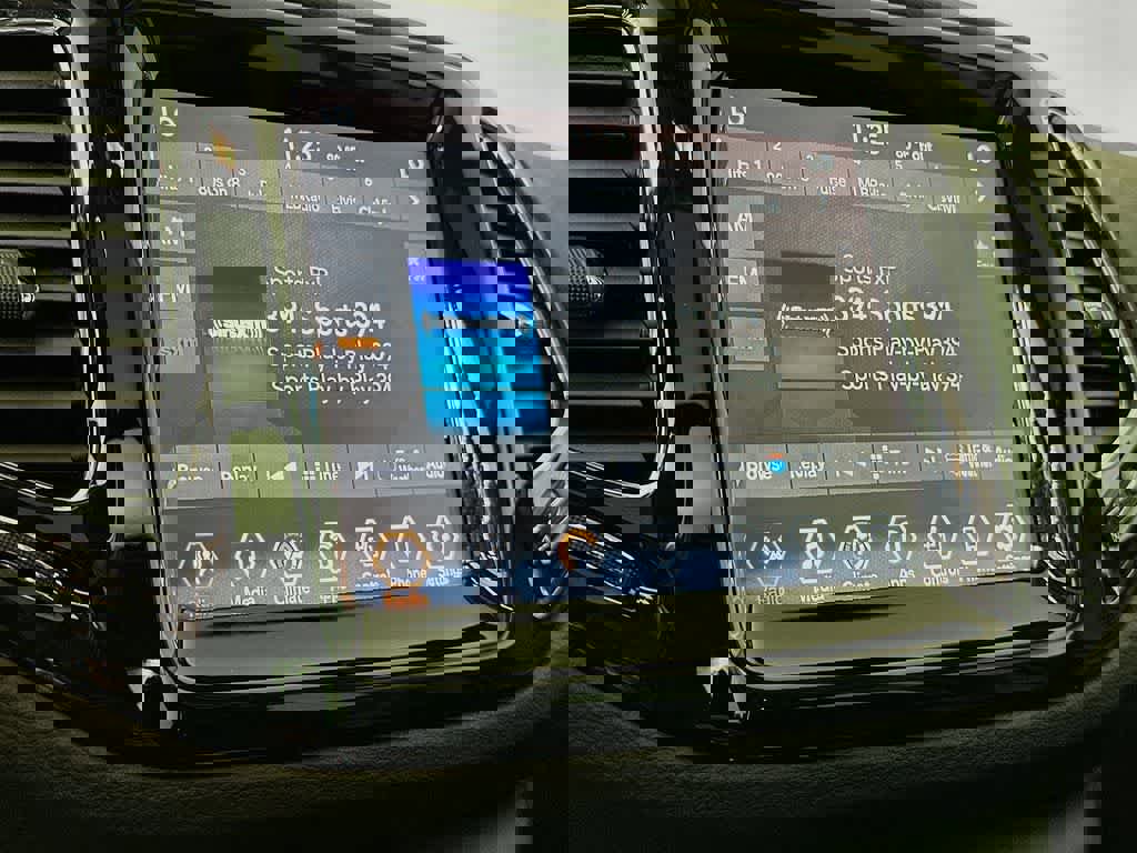 Used 2021 Jeep Compass Limited w/ Sun and Sound Group image 20