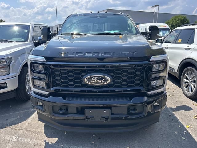 Certified 2025 Ford F250 Lariat w/ Lariat Ultimate Package AWD/4WD image 2