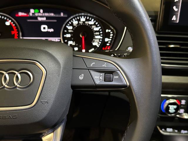 Used 2023 Audi Q5 2.0T Premium w/ Convenience Package AWD/4WD image 23