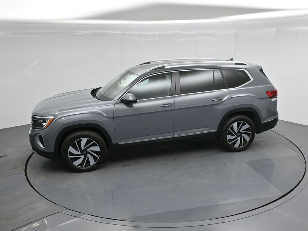 Used 2025 Volkswagen Atlas SEL AWD/4WD image 24