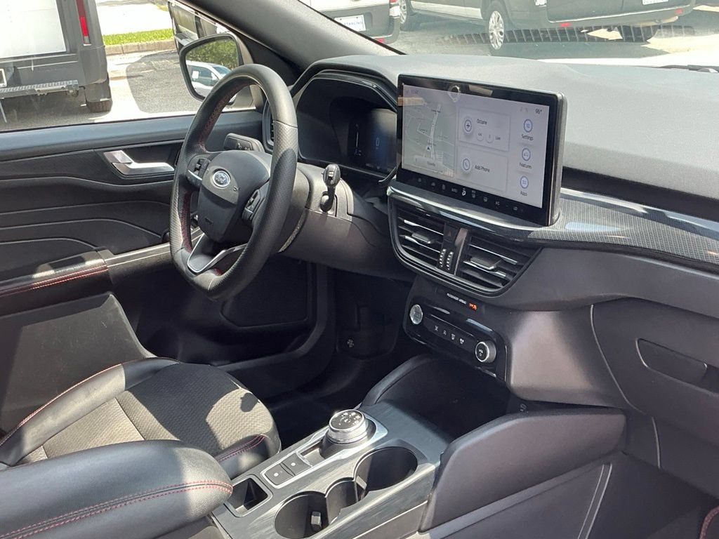 Certified 2023 Ford Escape ST-Line w/ Tech Pack #1 FWD image 23