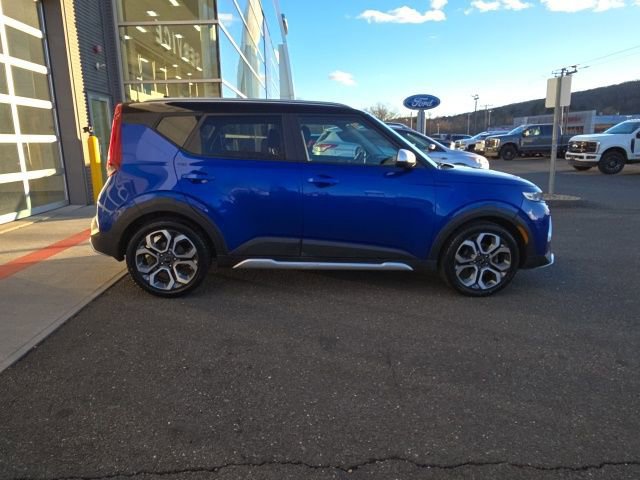 Used 2021 Kia Soul X-Line image 2