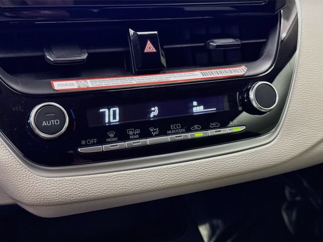 Used 2026 Toyota Corolla LE FWD image 16