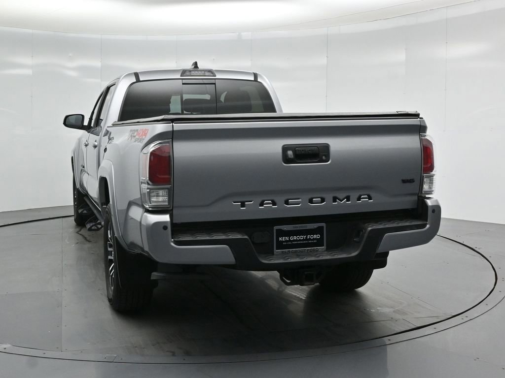 Used 2021 Toyota Tacoma TRD Sport w/ Technology Package image 19
