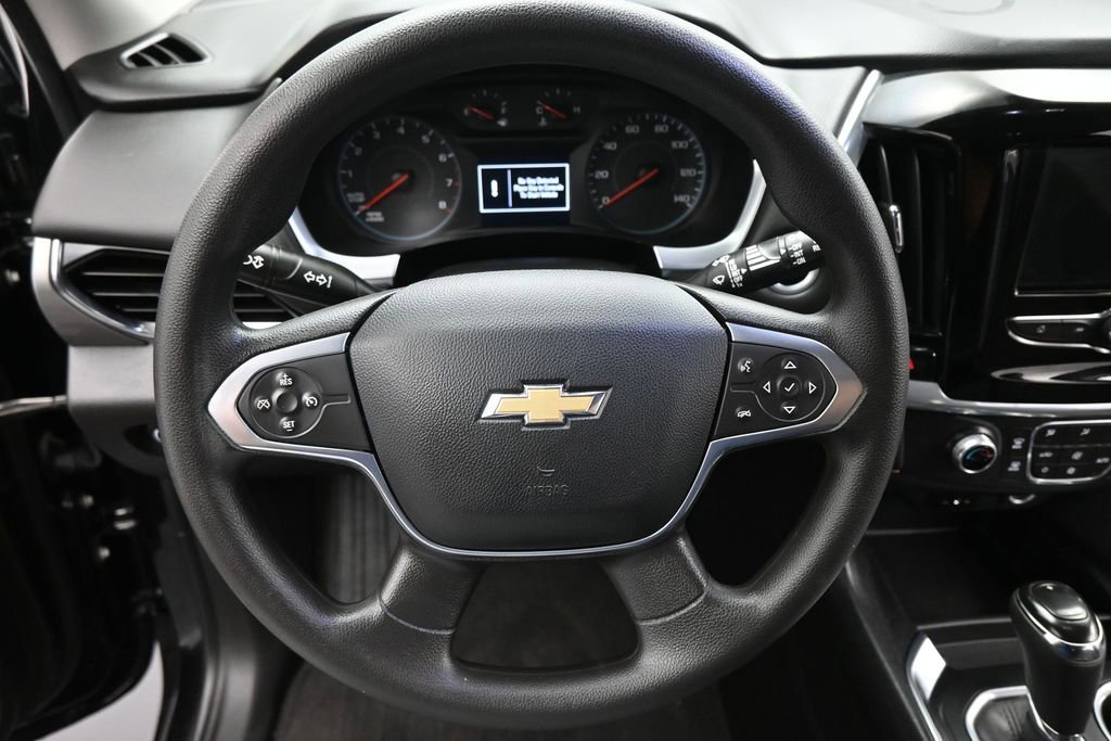 Used 2020 Chevrolet Traverse LS FWD image 11