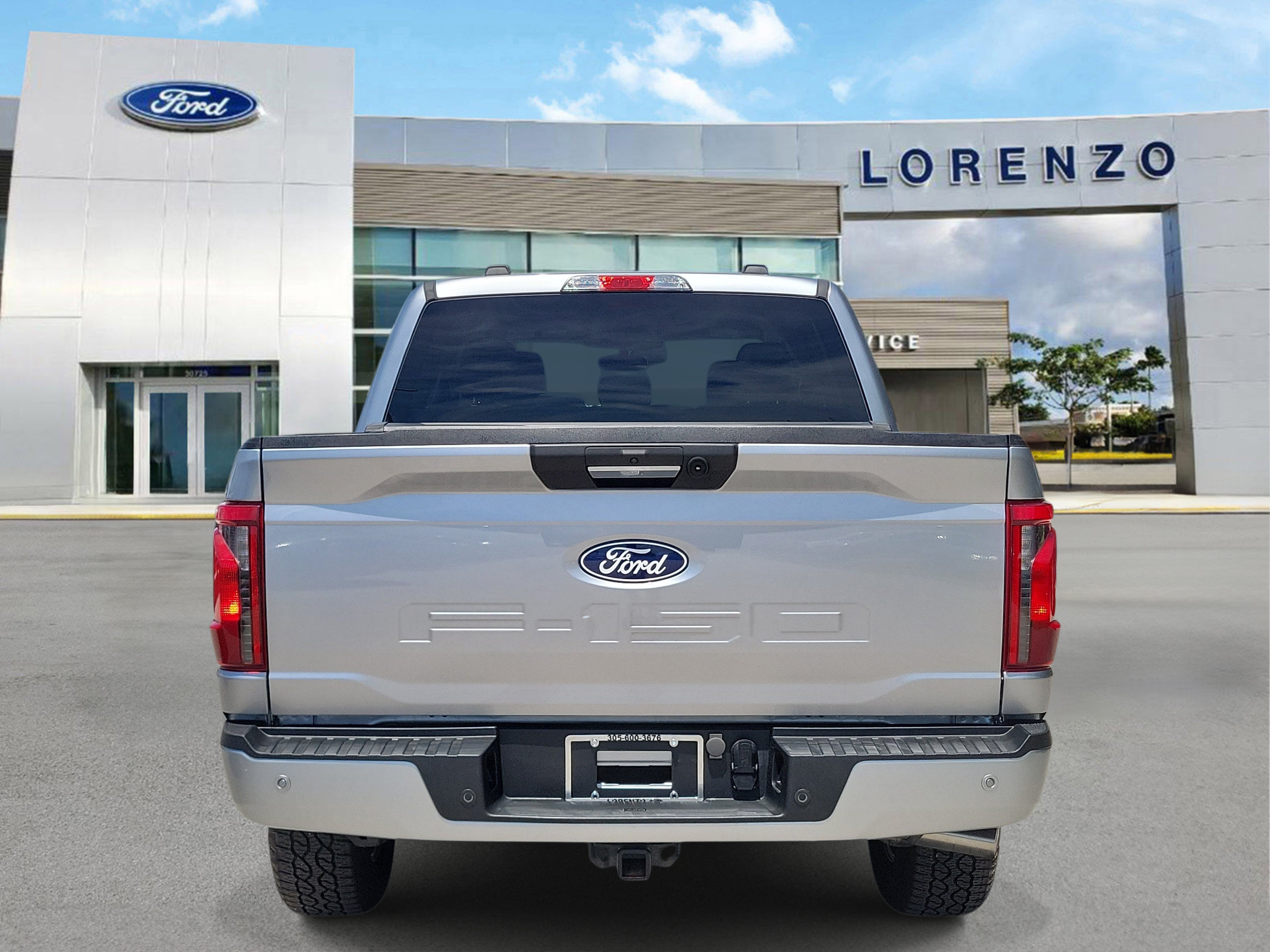Certified 2024 Ford F150 XLT w/ Mobile Office Package AWD/4WD image 6
