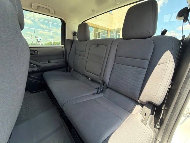 Used 2022 Nissan Frontier S w/ Technology Package AWD/4WD image 16