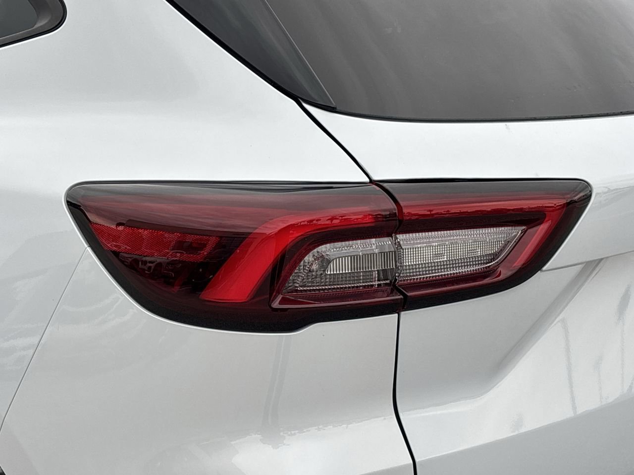 Certified 2025 Ford Escape ST-Line w/ Tech Pack #1 image 7