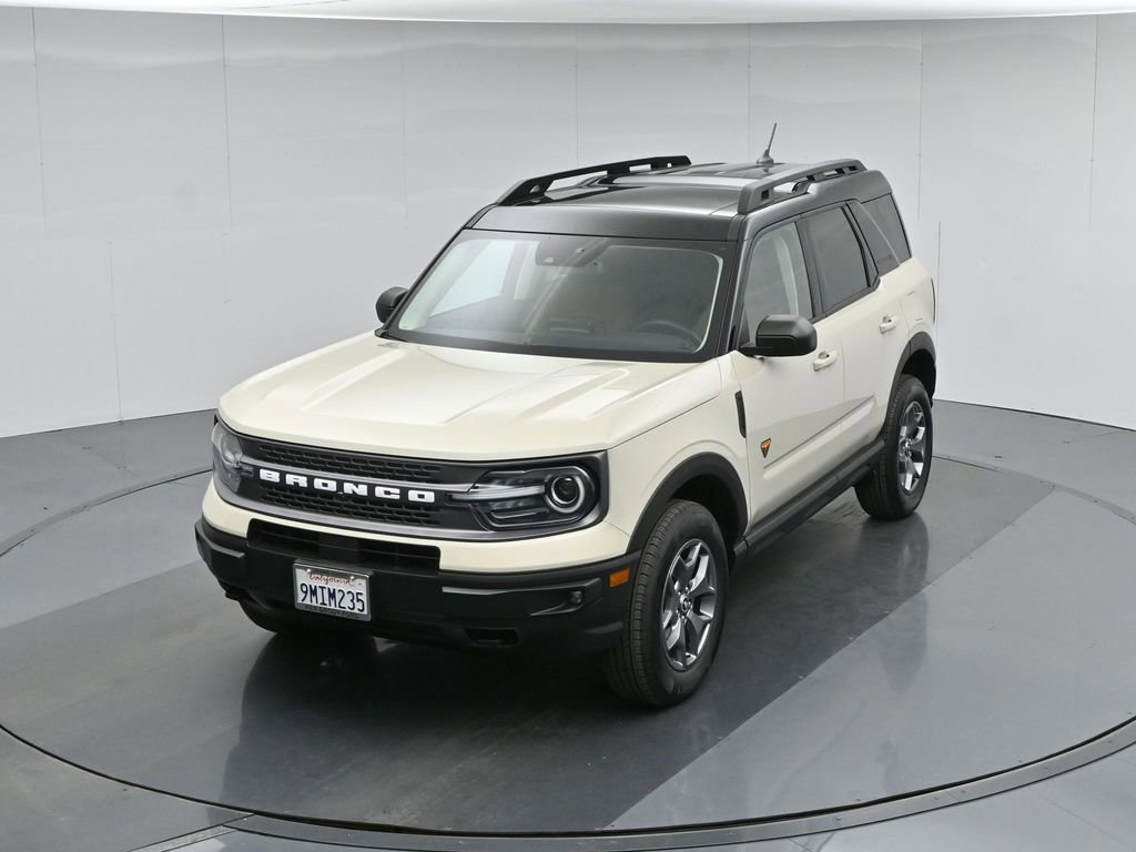 Certified 2024 Ford Bronco Sport Badlands w/ Premium Package AWD/4WD image 42