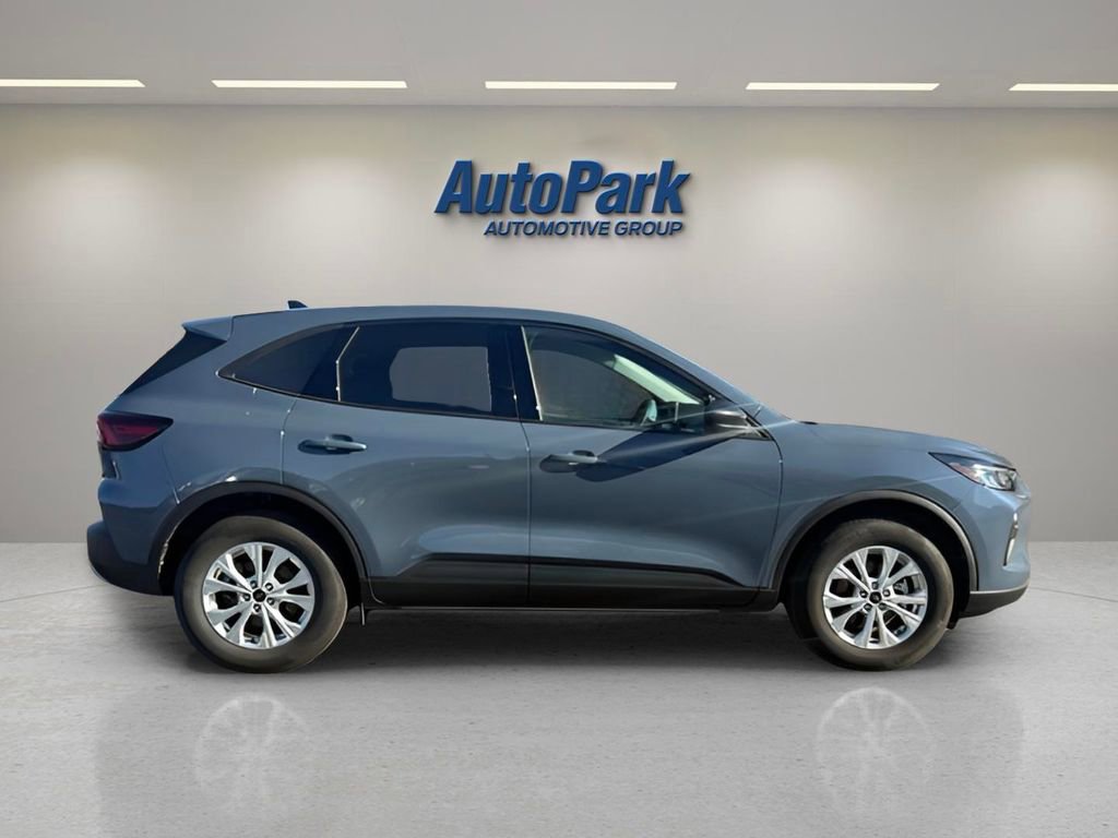 Certified 2025 Ford Escape Active image 6