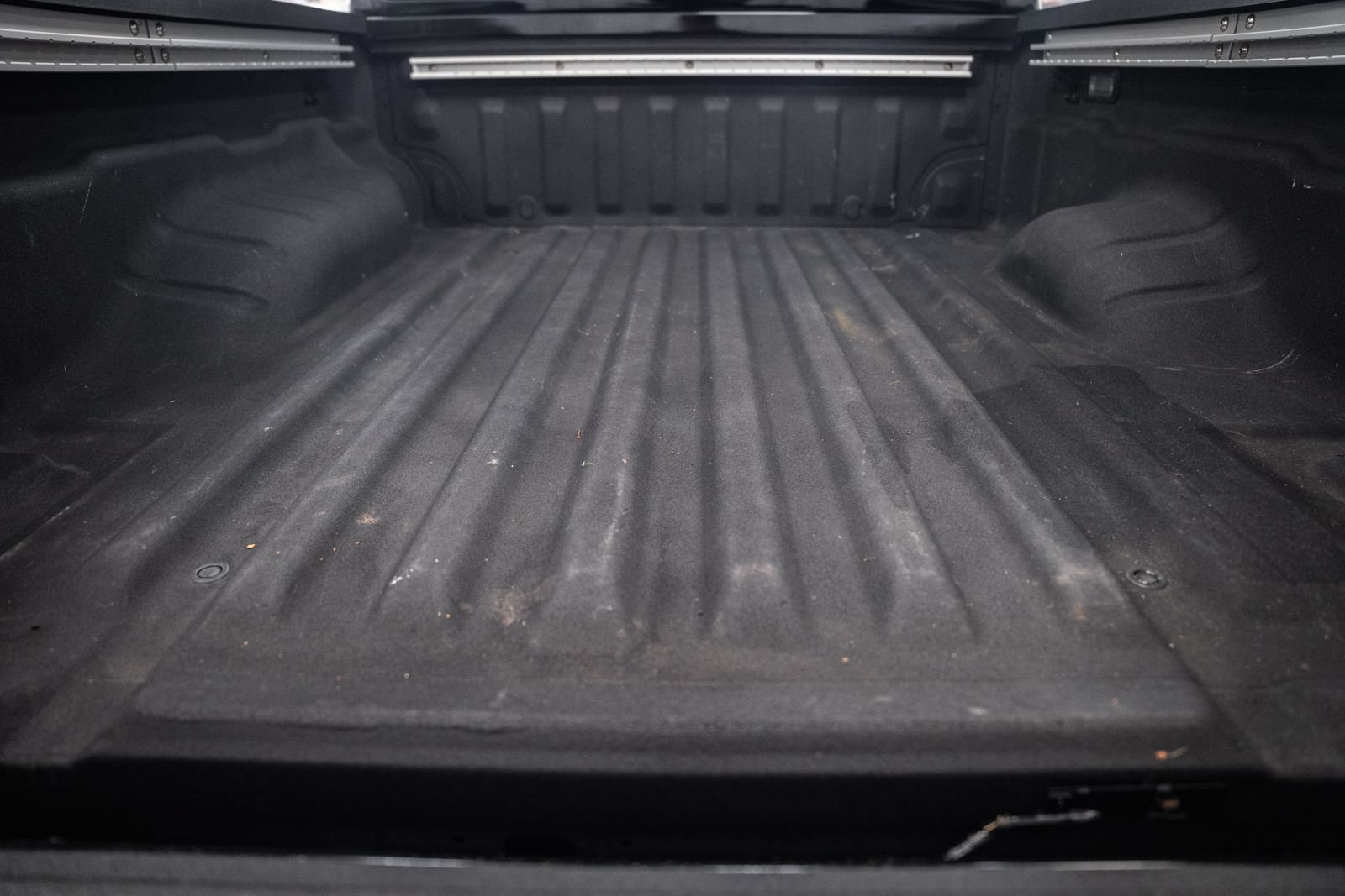 Used 2024 Nissan Frontier SV w/ Technology Package AWD/4WD image 9