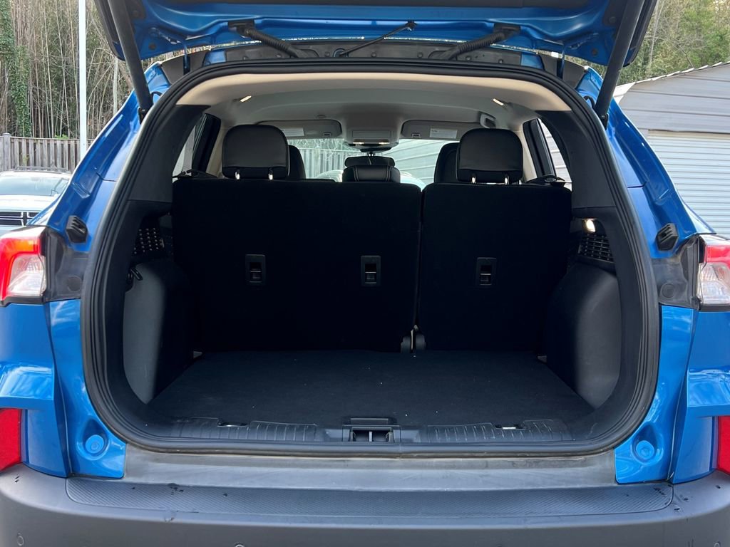 Certified 2020 Ford Escape SEL image 17