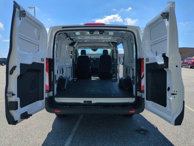 Certified 2023 Ford Transit 250 Low Roof RWD image 28
