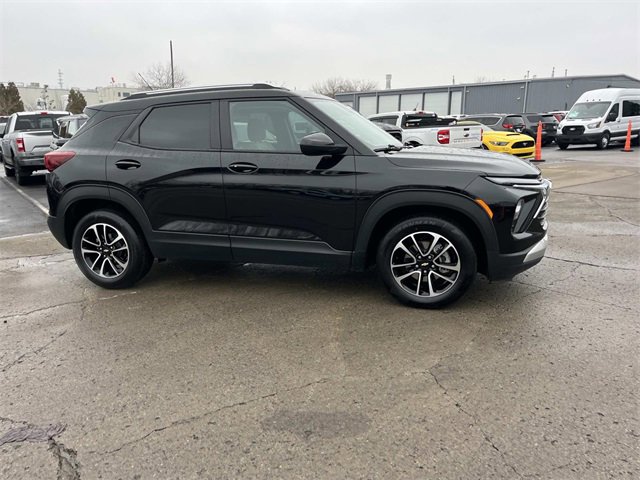 Used 2024 Chevrolet TrailBlazer LT w/ Convenience Package video 2