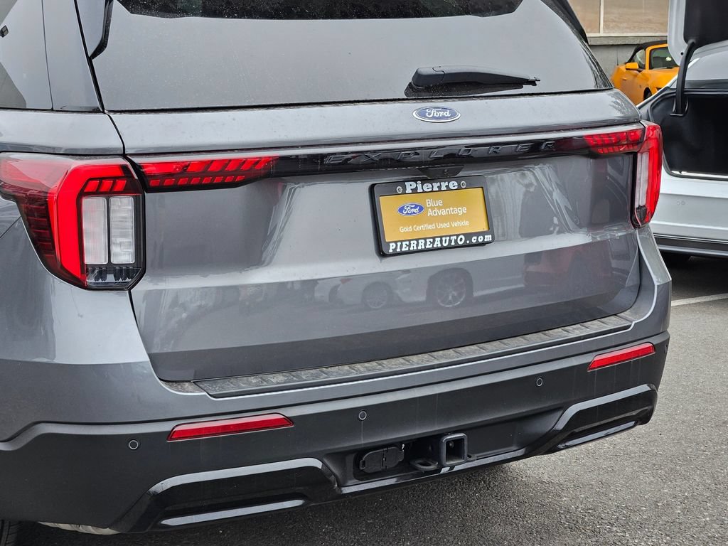 Certified 2025 Ford Explorer ST-Line w/ Premium Package RWD image 11