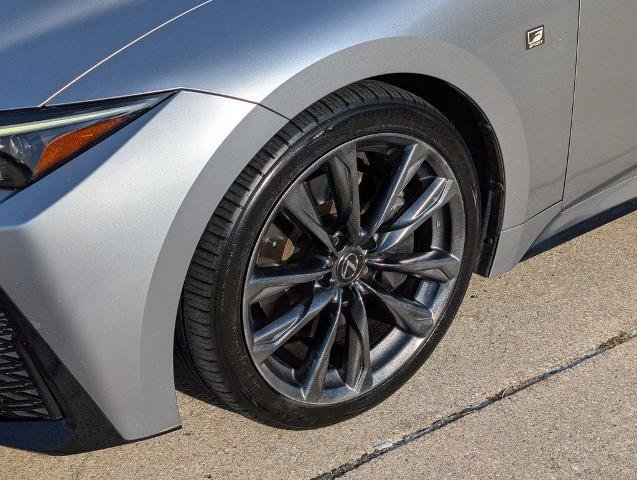 Used 2022 Lexus IS 350 F Sport RWD image 11