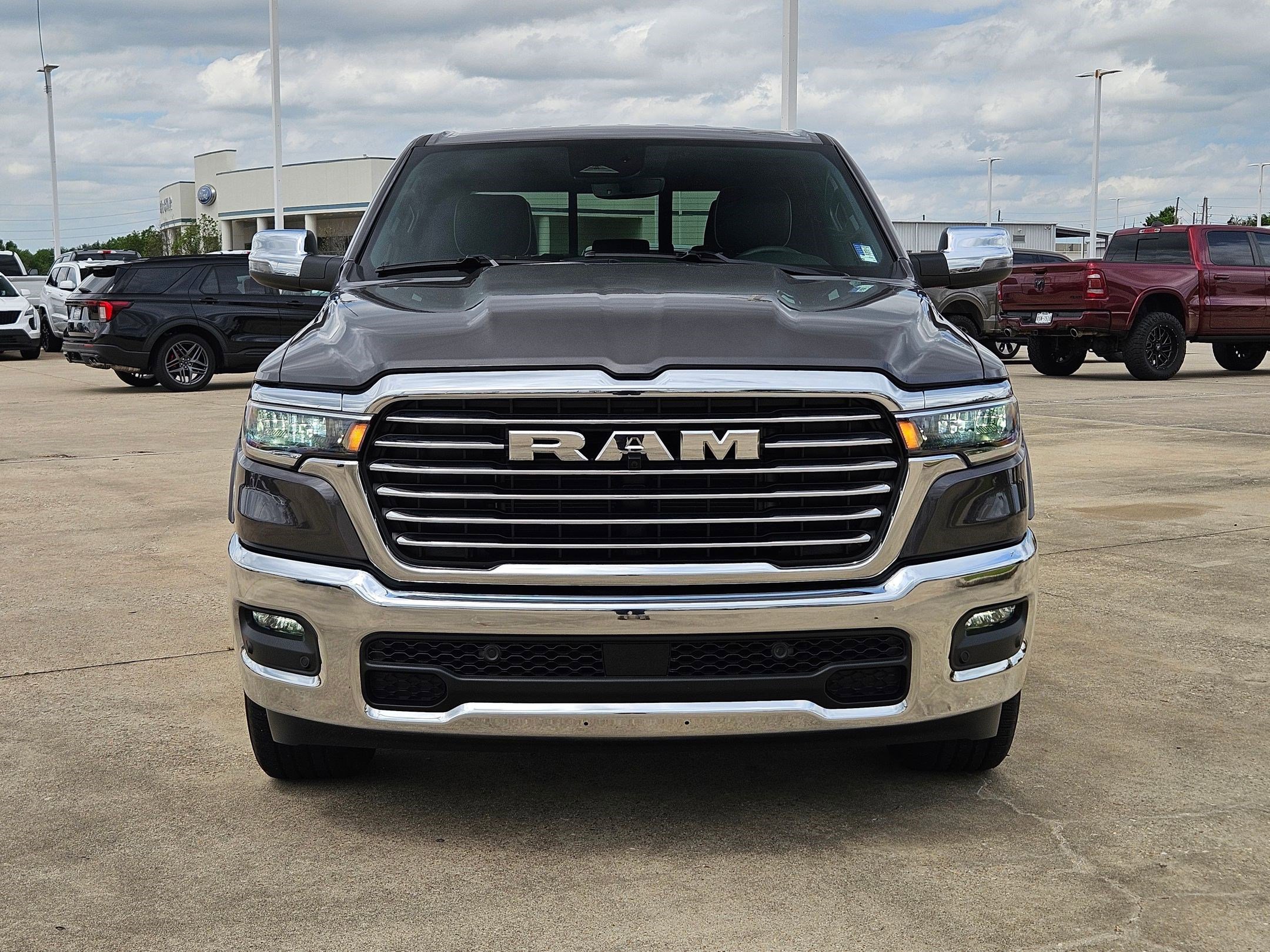 Used 2026 RAM 1500 Laramie AWD/4WD image 11
