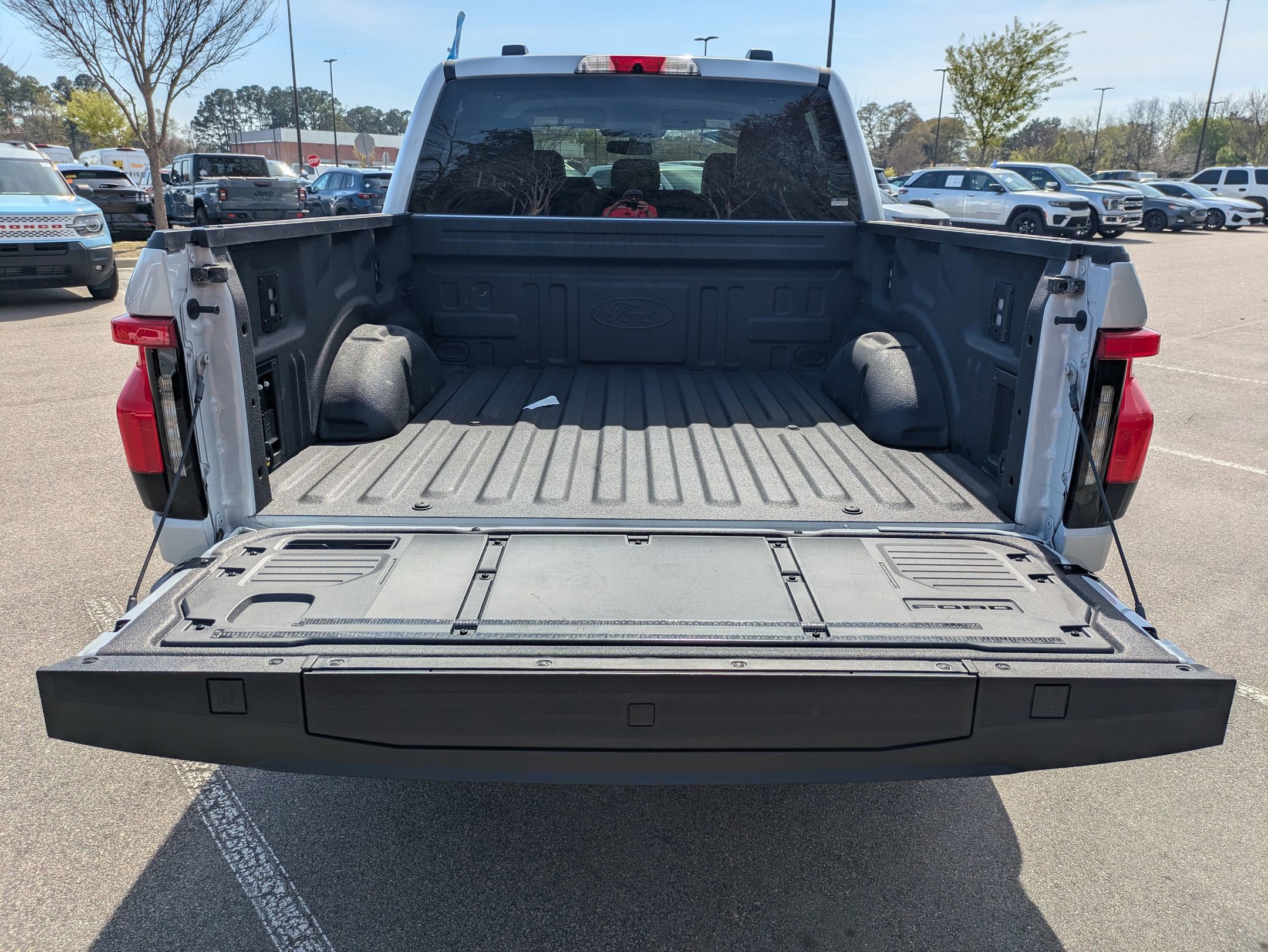 Certified 2025 Ford F150 Lightning Flash image 34