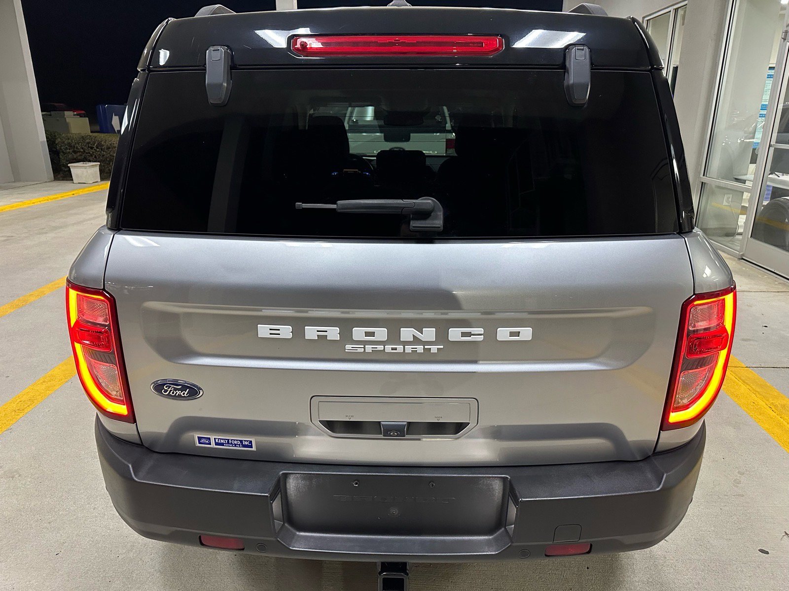 Certified 2021 Ford Bronco Sport Outer Banks w/ Outer Banks Package image 3