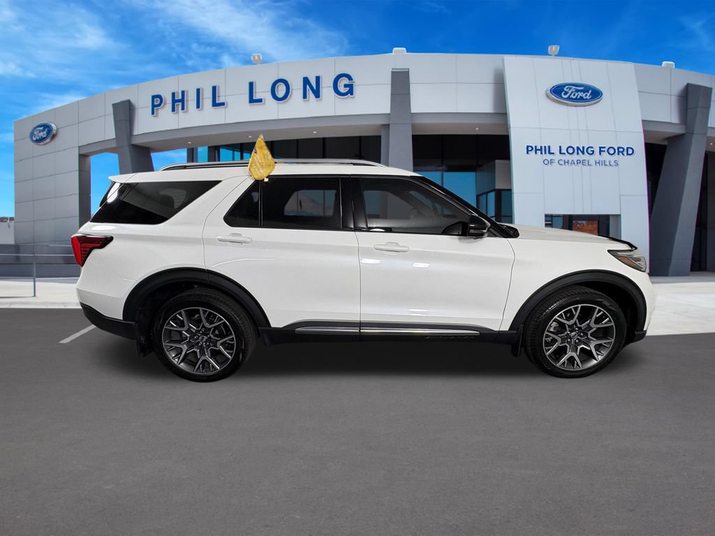 Certified 2025 Ford Explorer Platinum w/ Ultimate Package AWD/4WD image 6