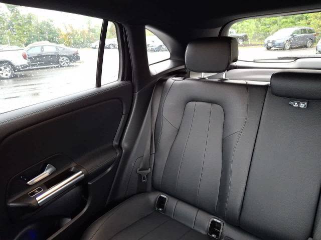 Used 2023 Mercedes-Benz GLA 250 4MATIC image 12