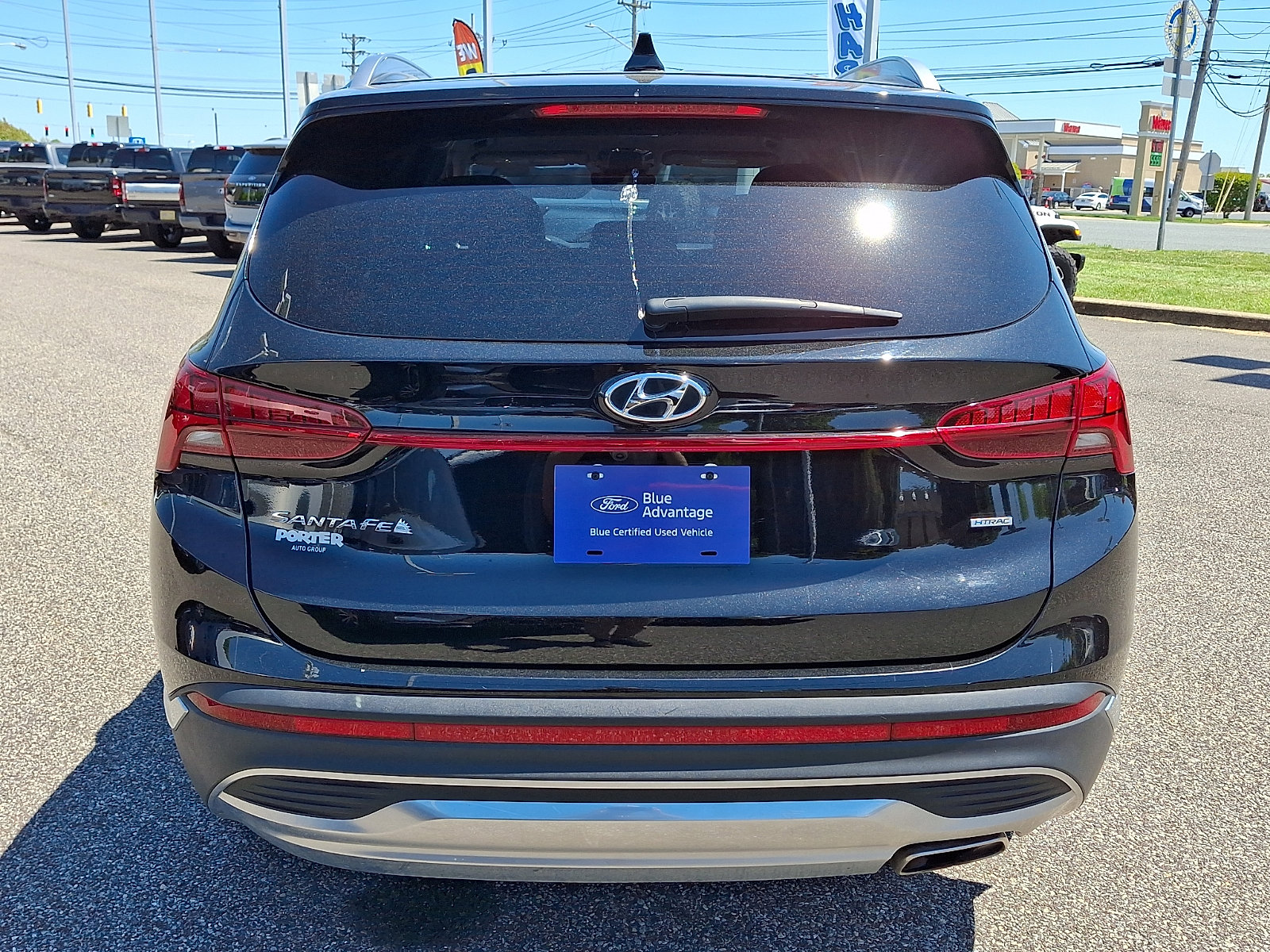 Used 2021 Hyundai Santa Fe SEL w/ Convenience Package AWD/4WD image 9