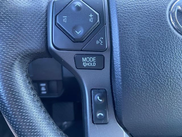 Used 2021 Toyota Tacoma TRD Off-Road AWD/4WD image 20