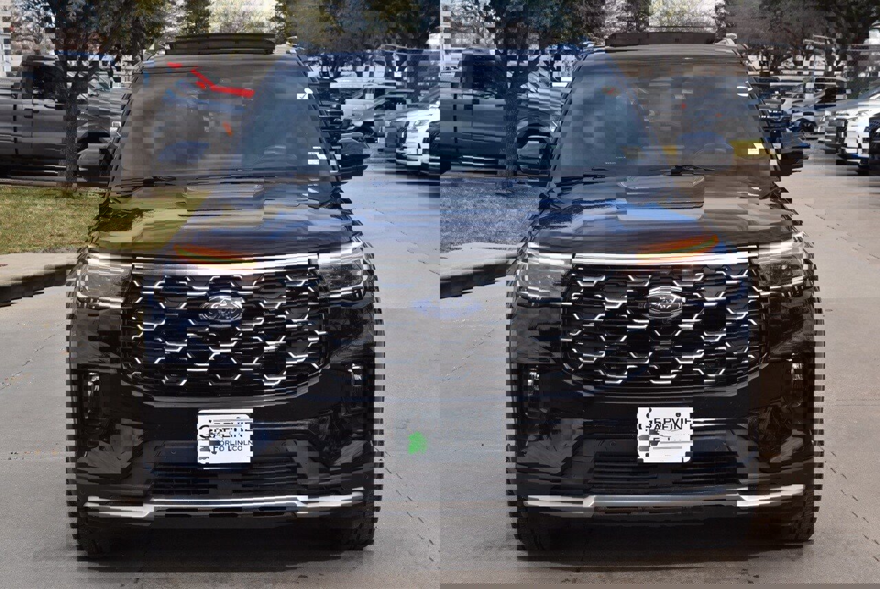 Certified 2025 Ford Explorer Platinum w/ LUX Leather Package image 3