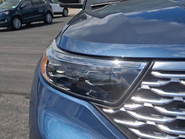 Certified 2020 Ford Explorer Platinum w/ Premium Technology Package AWD/4WD image 10