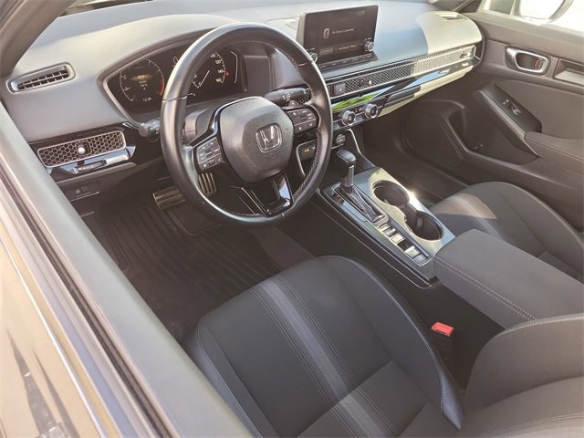 Used 2023 Honda Civic Sport image 6