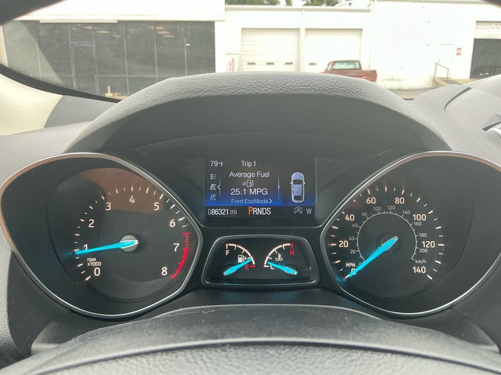 Certified 2019 Ford Escape SEL FWD image 19