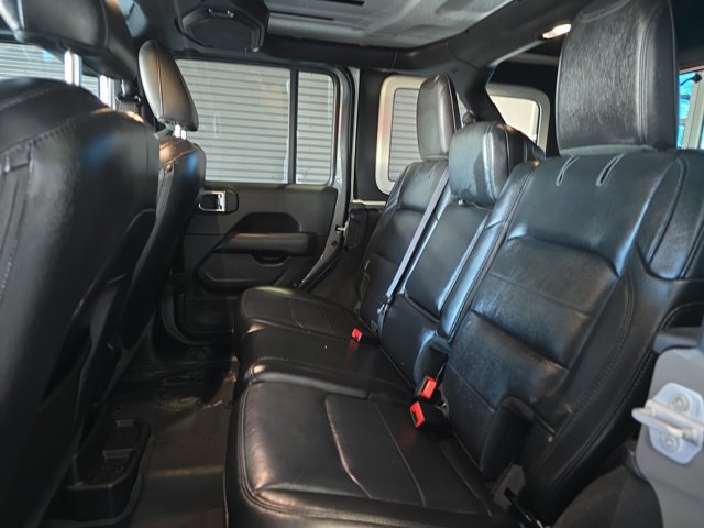 Used 2023 Jeep Wrangler Altitude image 6