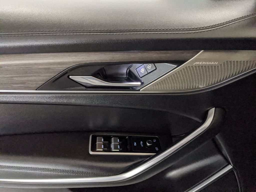Used 2021 Jaguar F-PACE S AWD/4WD image 13