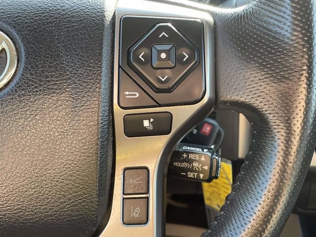 Used 2018 Toyota Tacoma SR5 AWD/4WD image 20