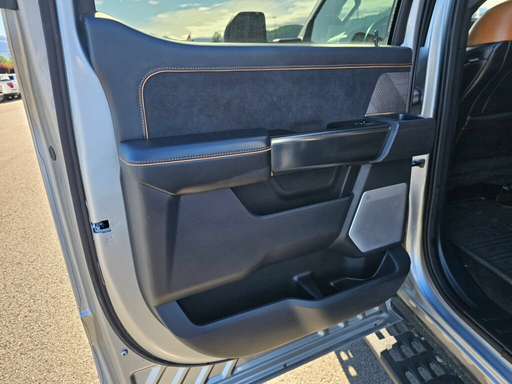 Certified 2024 Ford F350 Platinum w/ Tremor Off-Road Package AWD/4WD image 12