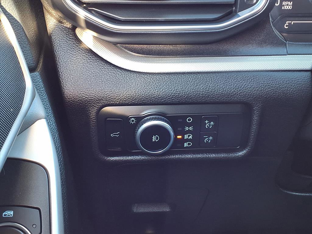 Certified 2023 Ford Explorer XLT w/ Equipment Group 202A image 22