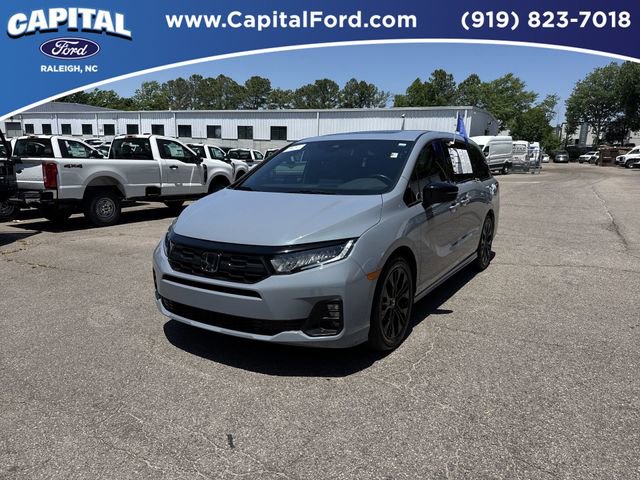 Used 2025 Honda Odyssey Sport-L image 4