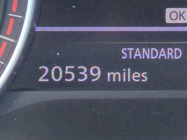 Used 2024 Nissan Pathfinder SV w/ Black Appearance Package image 26