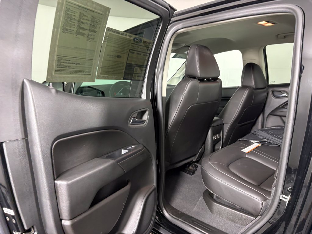Used 2022 Chevrolet Colorado ZR2 w/ ZR2 Midnight Special Edition AWD/4WD image 27