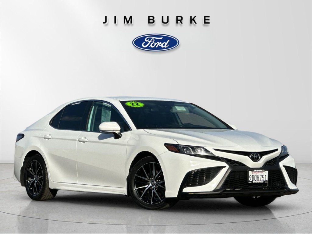 Used 2022 Toyota Camry SE w/ Carpet Mat Package (TMS) FWD image 7
