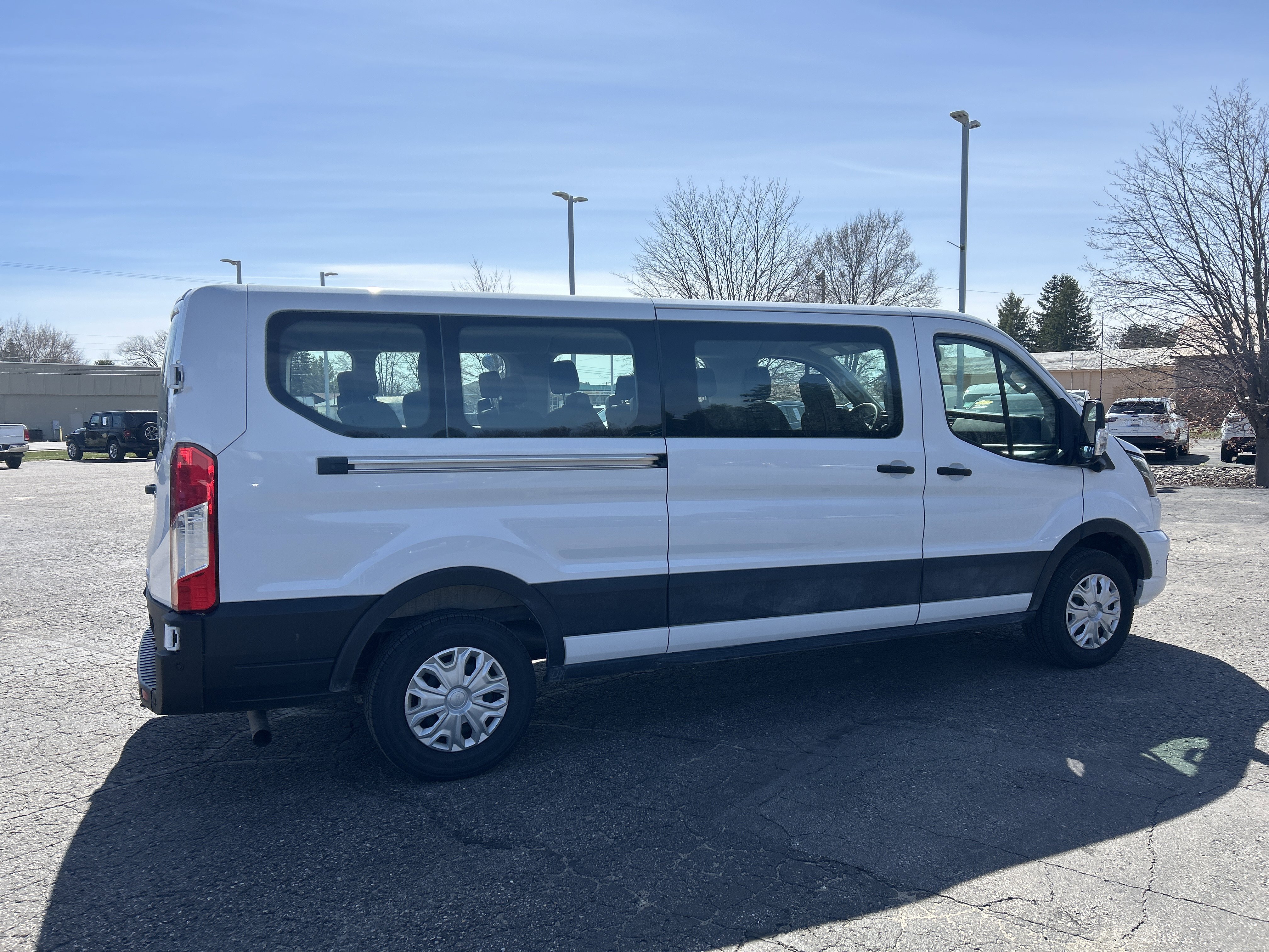 Certified 2023 Ford Transit 350 XLT RWD image 4