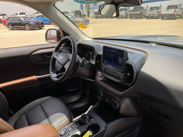 Certified 2023 Ford Bronco Sport Outer Banks w/ Tech Package AWD/4WD image 19