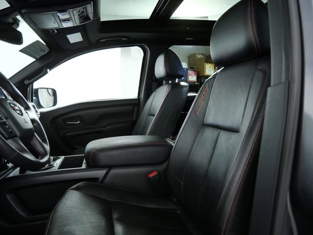 Used 2021 Nissan Titan PRO-4X w/ Pro-4x Convenience Package AWD/4WD image 17