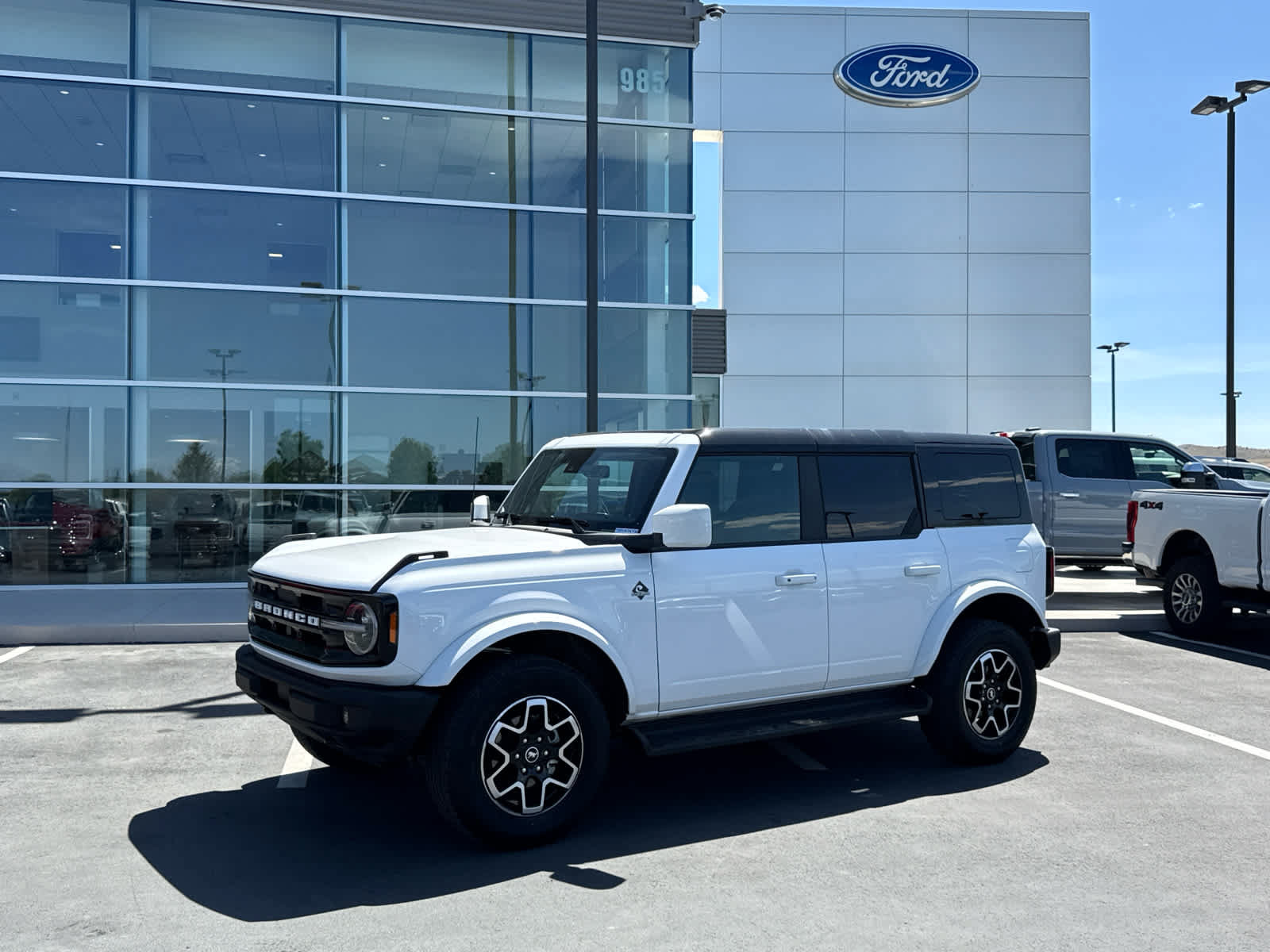 Certified 2025 Ford Bronco Outer Banks
