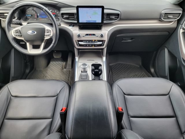 Certified 2023 Ford Explorer XLT w/ Equipment Group 202A AWD/4WD image 26
